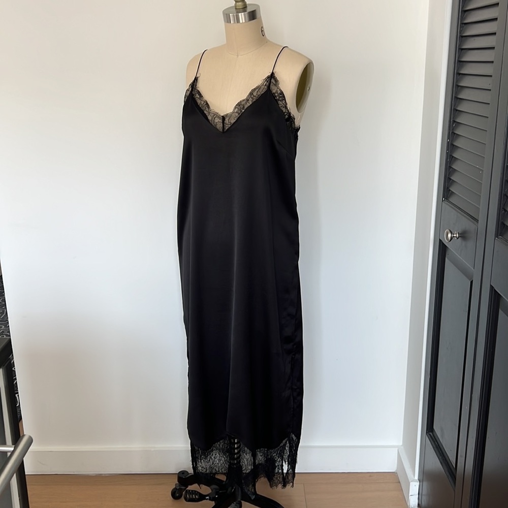 Elegant Black Maxi Dress
